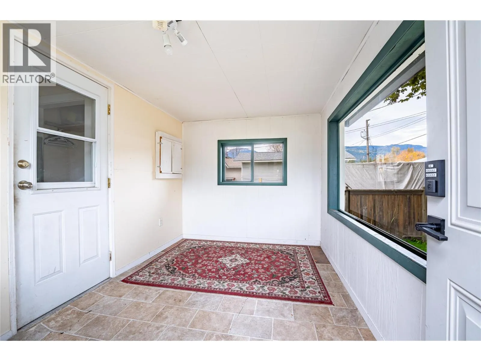 1504 Third Street W