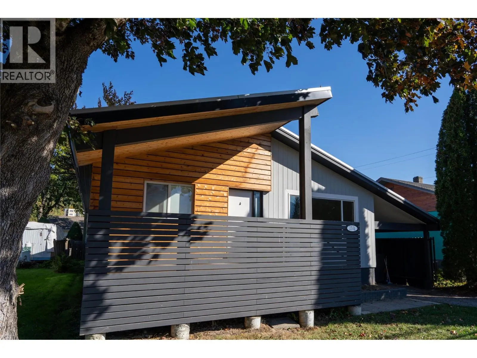 1504 Third Street W
