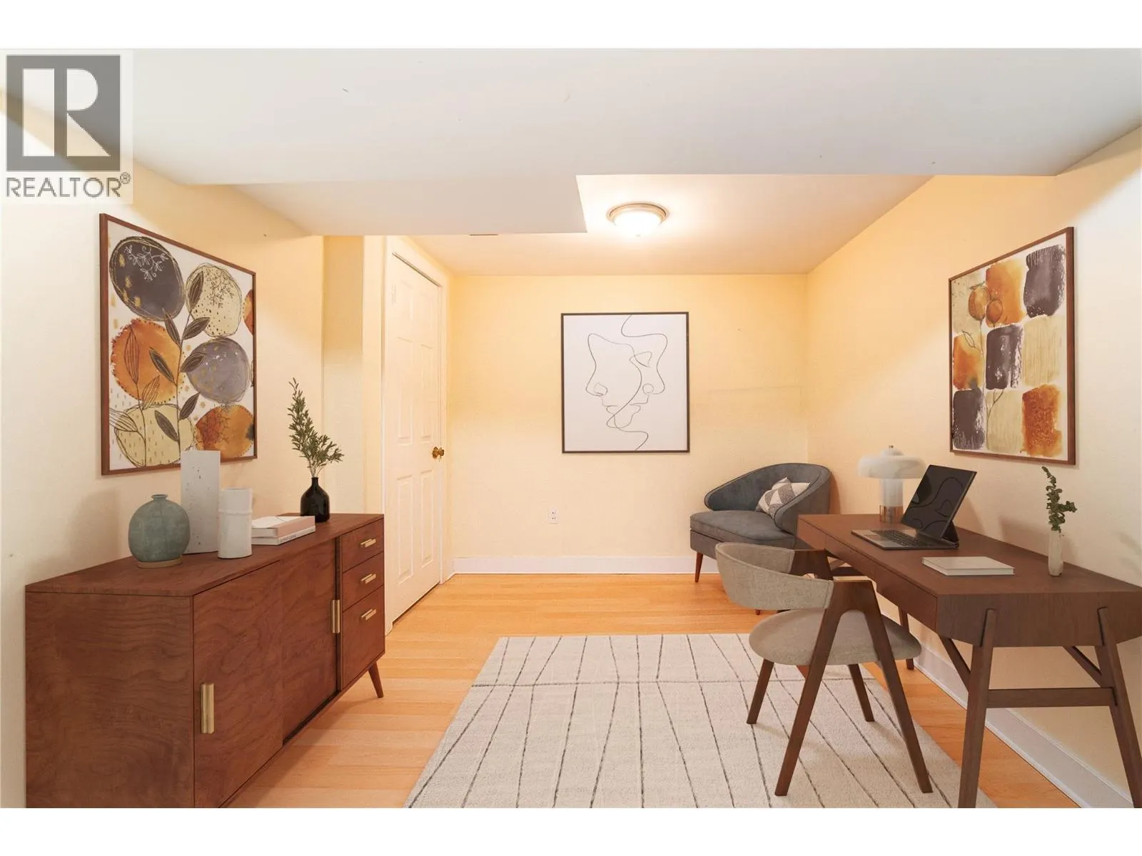 1504 Third Street W