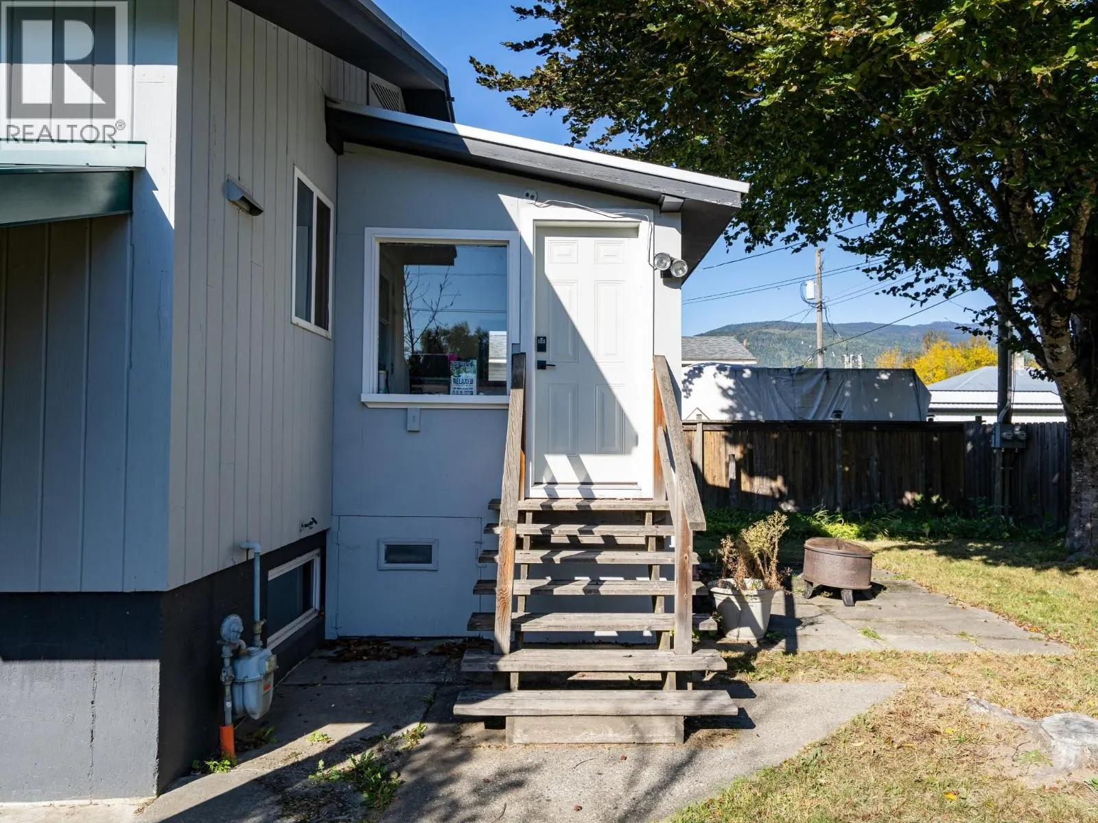 1504 Third Street W