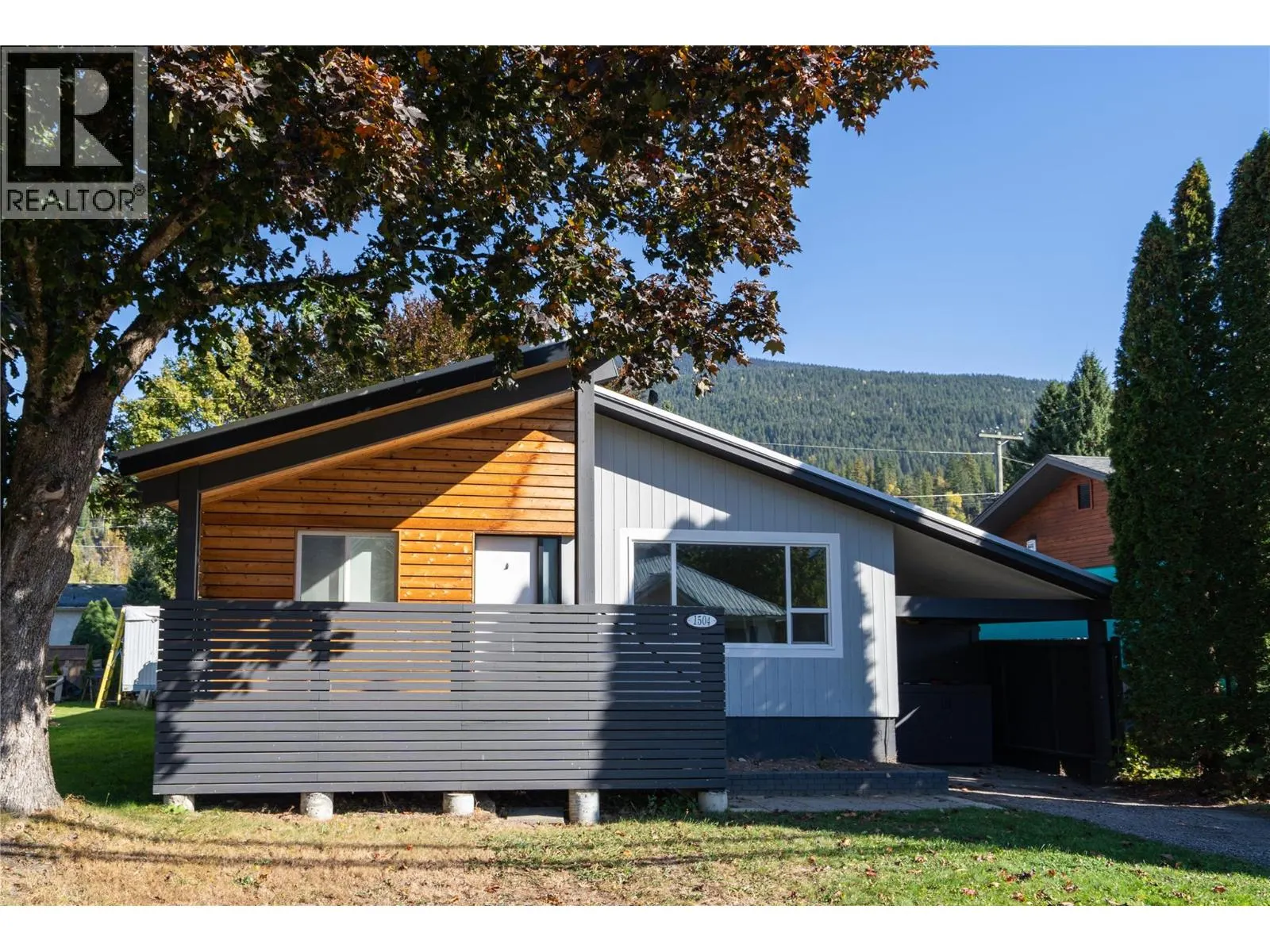 1504 Third Street W