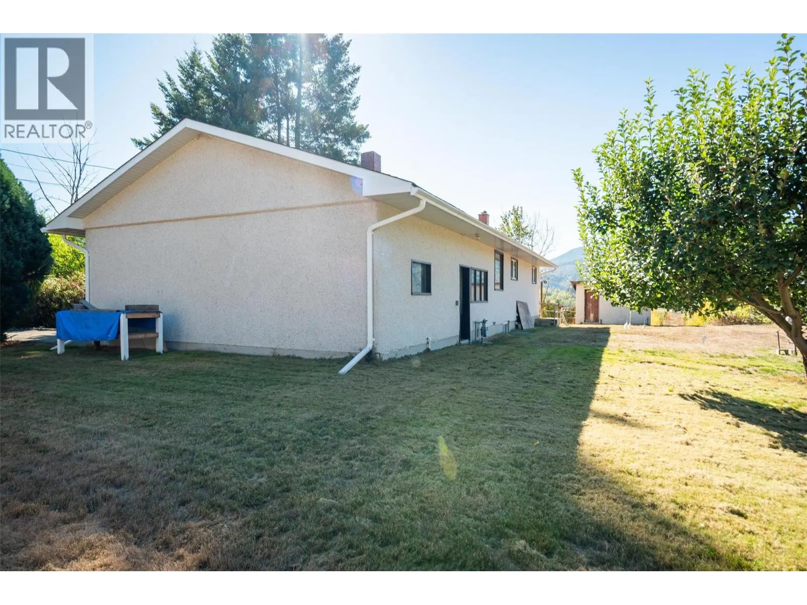832 Kootenay Road