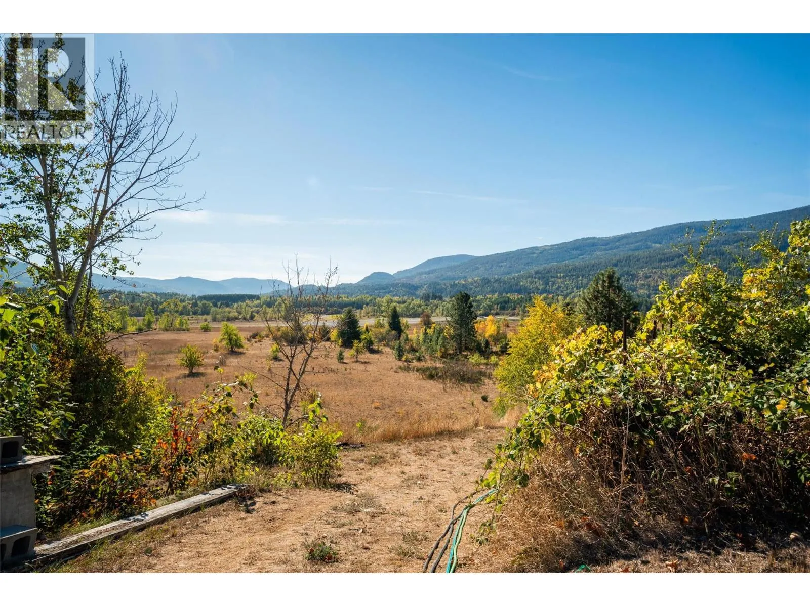 832 Kootenay Road
