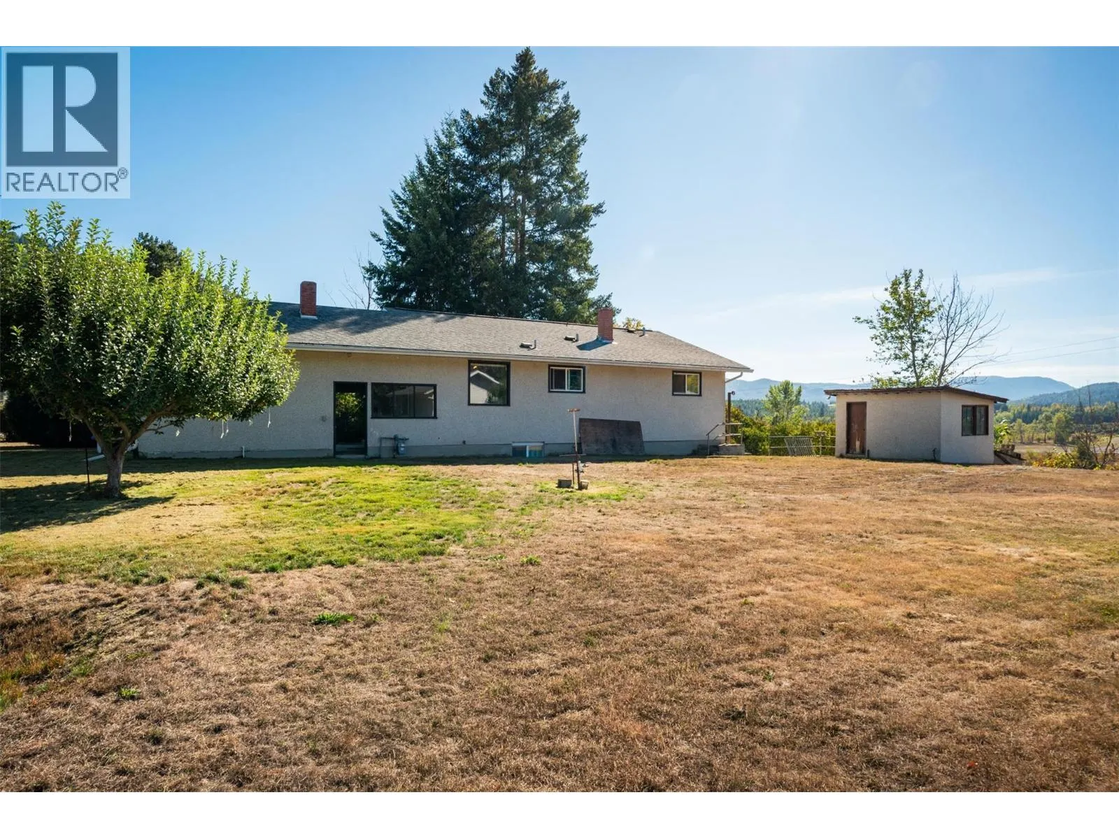 832 Kootenay Road