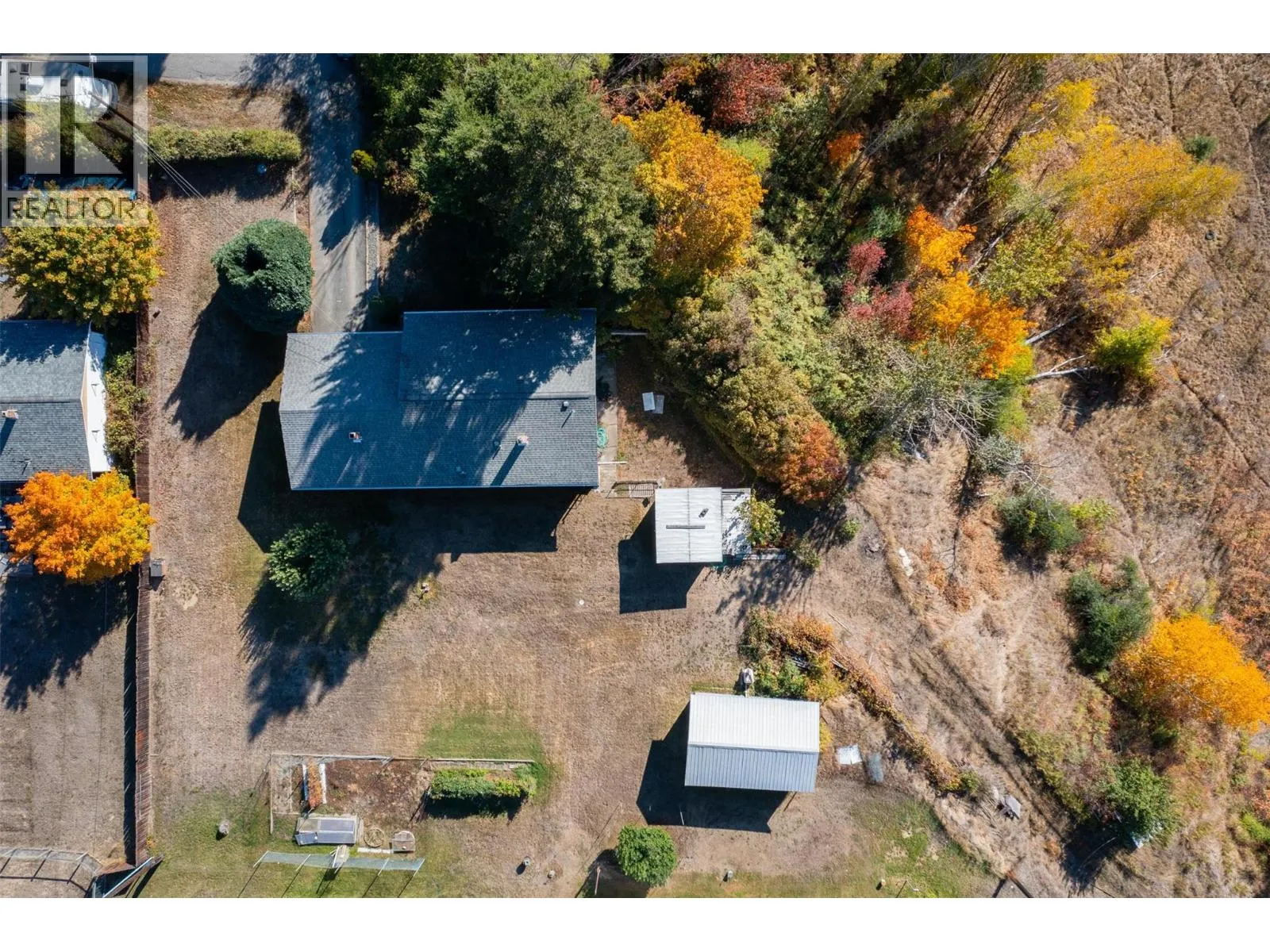 832 Kootenay Road