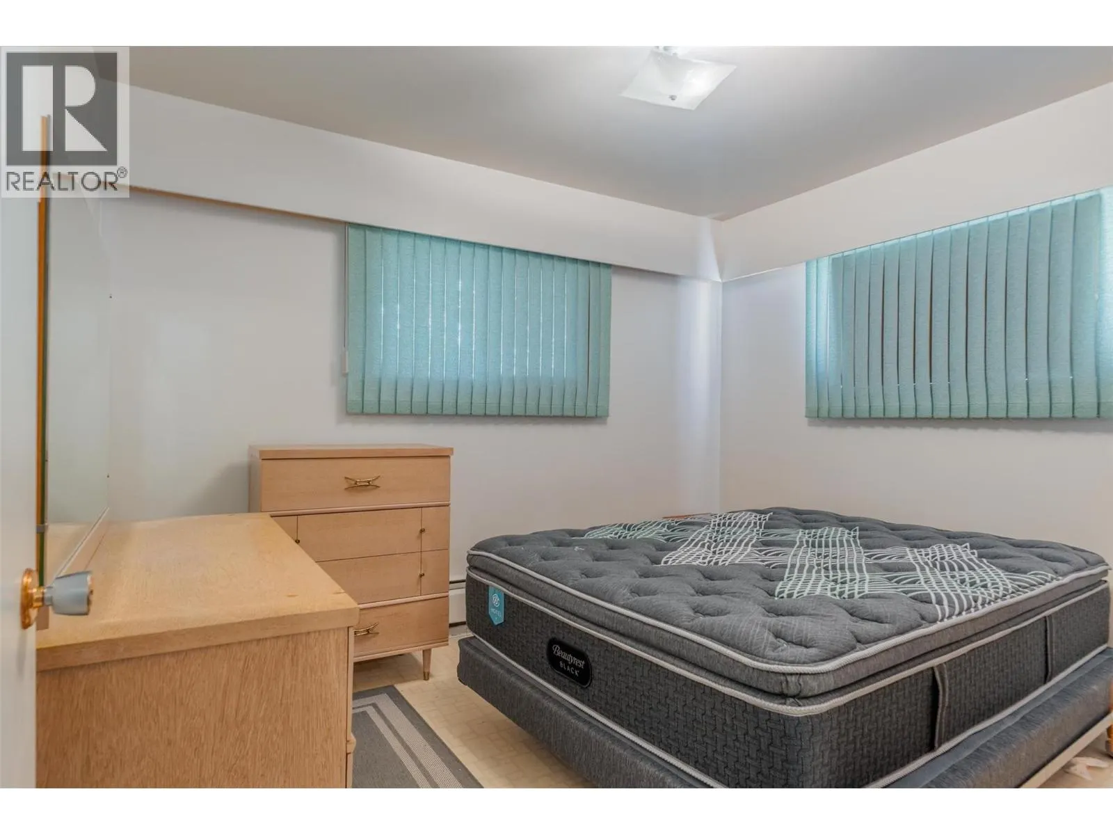 832 Kootenay Road