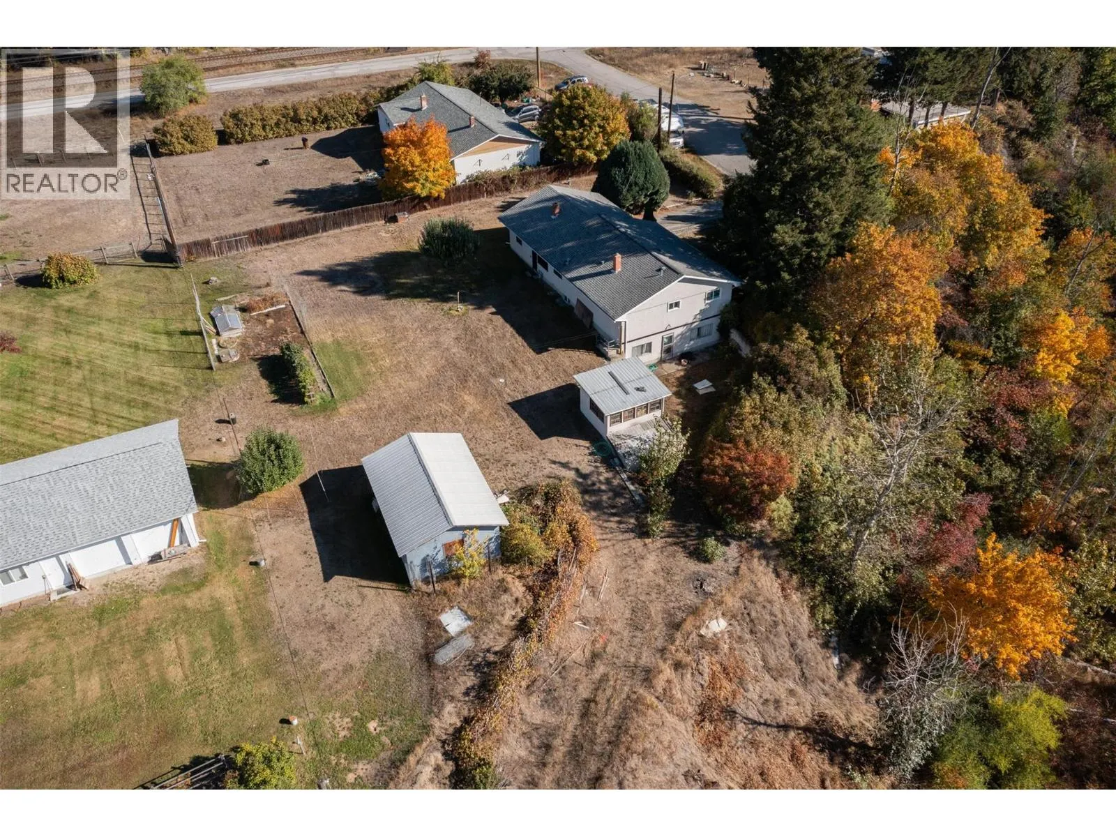 832 Kootenay Road