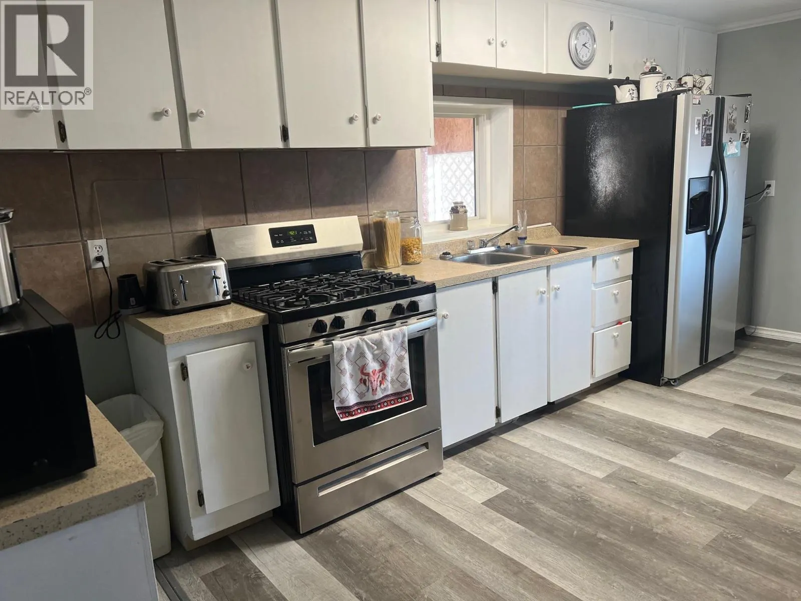 6016 Westall Subdivision
