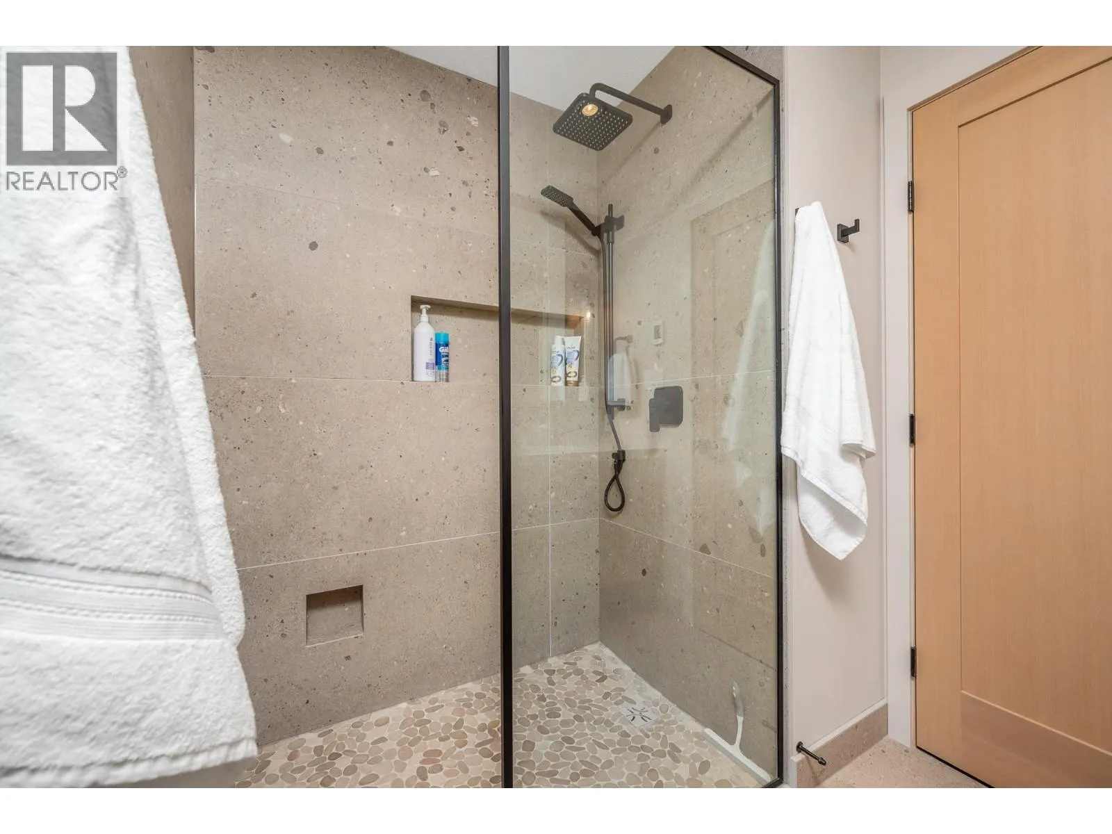 440 Monashee Road Unit# 1 & 2