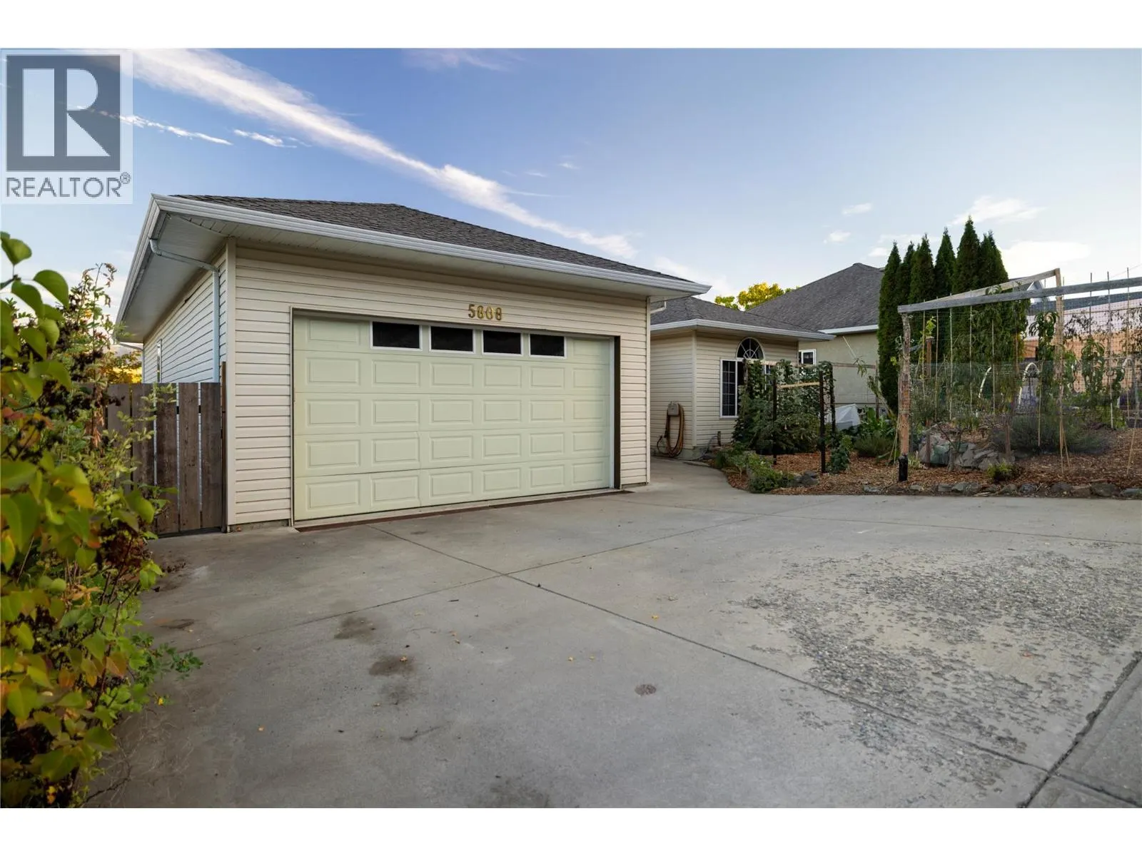 5808 Heritage Drive
