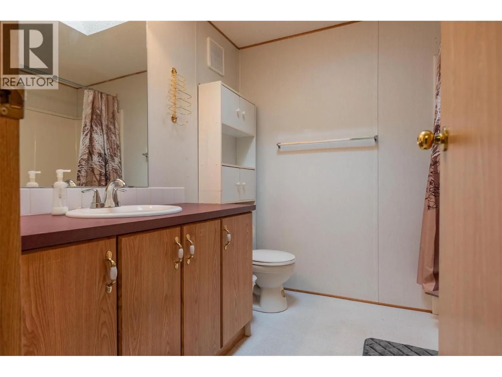 1525 Columbia Avenue Unit# 33