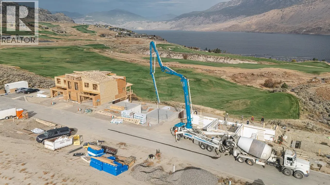 38 RUE CHEVAL NOIR Unit# 327