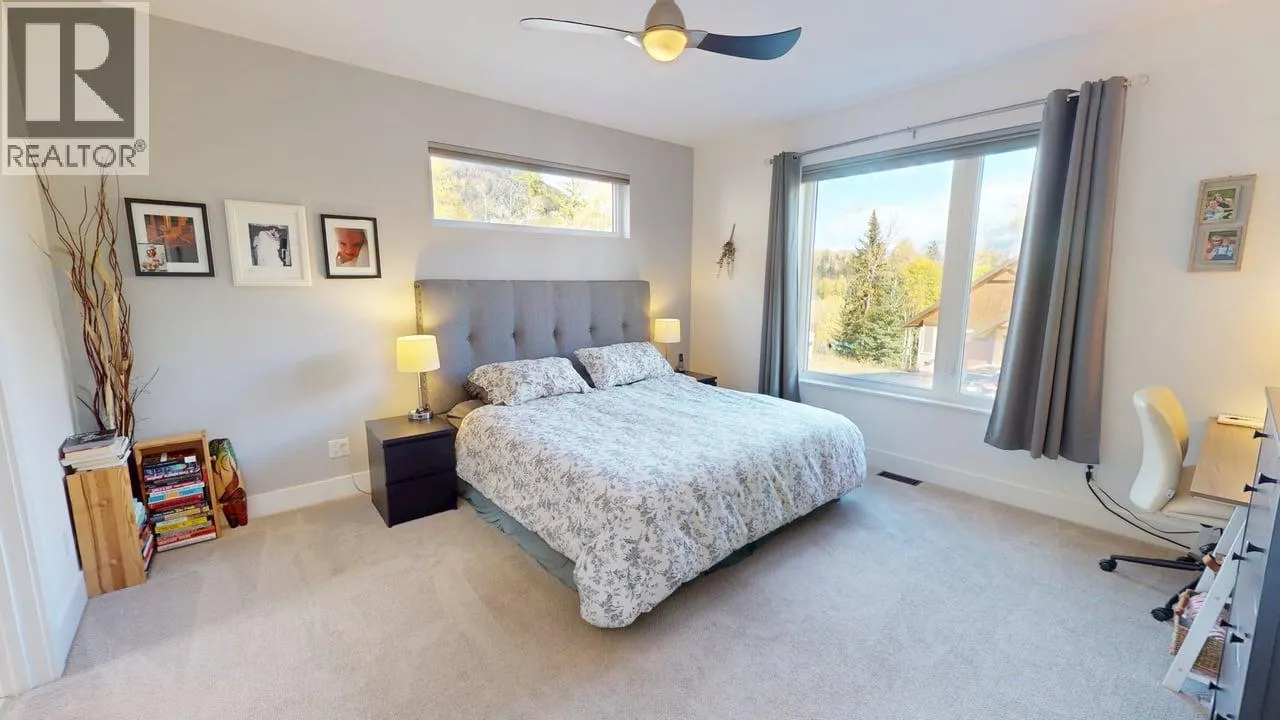 5 Alpine Trail Place