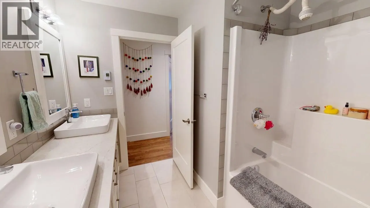 5 Alpine Trail Place
