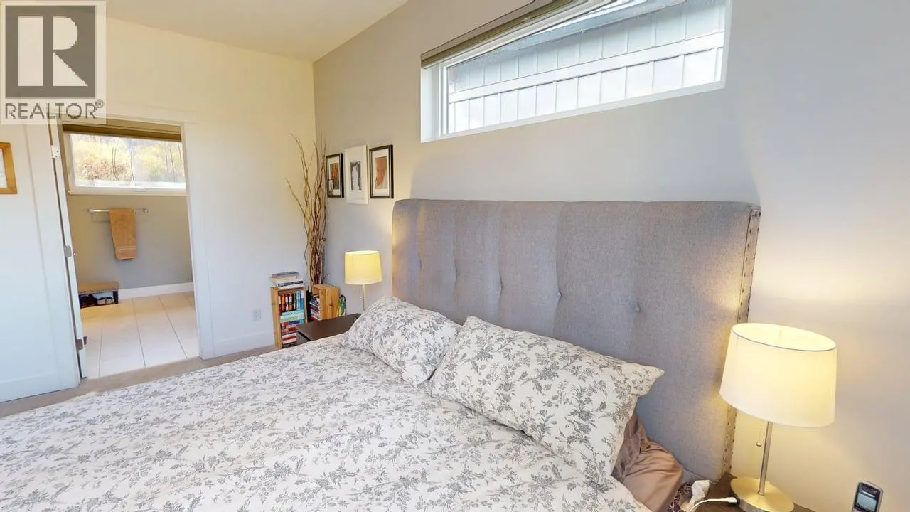 5 Alpine Trail Place