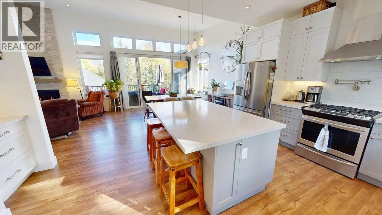5 Alpine Trail Place