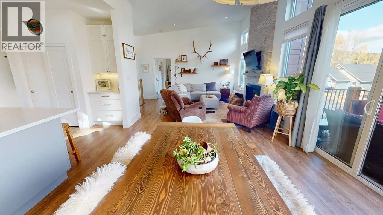 5 Alpine Trail Place
