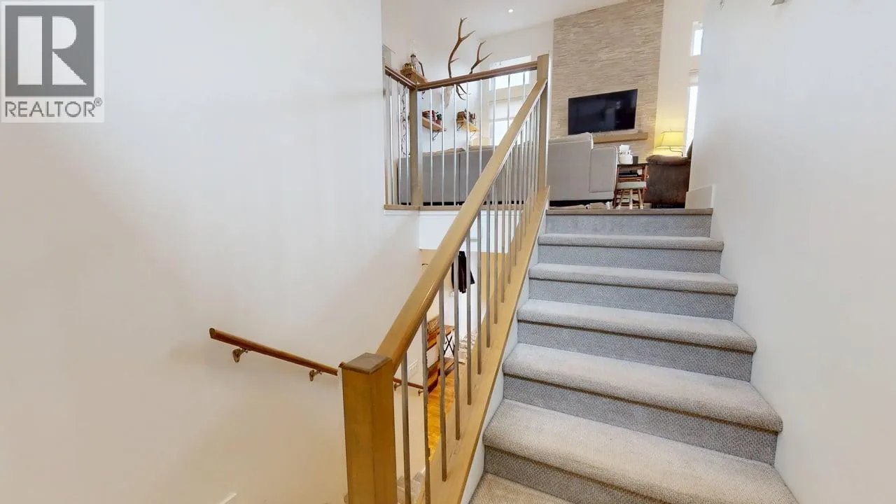 5 Alpine Trail Place
