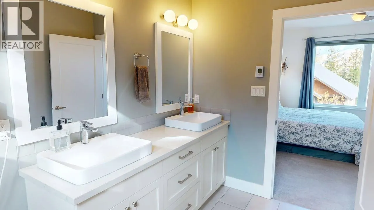 5 Alpine Trail Place