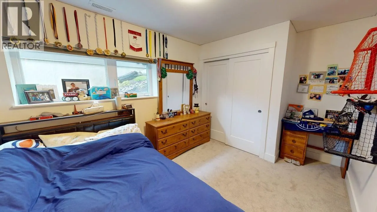5 Alpine Trail Place