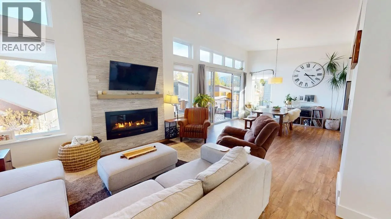 5 Alpine Trail Place