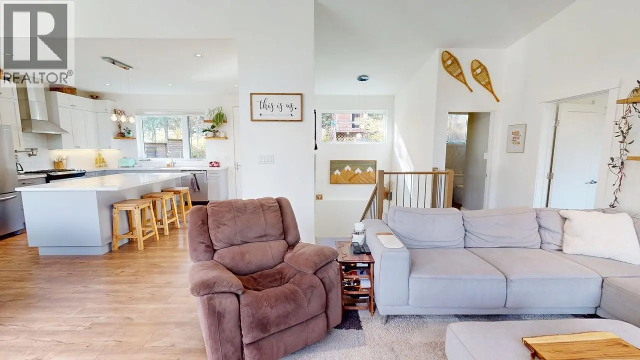 5 Alpine Trail Place