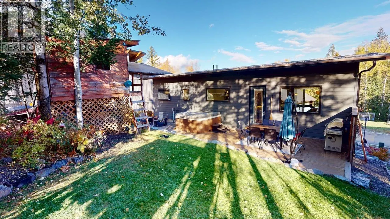 5 Alpine Trail Place