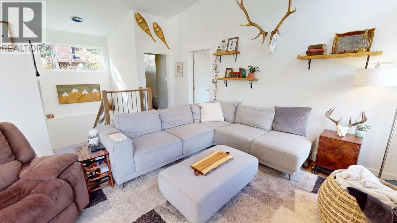 5 Alpine Trail Place