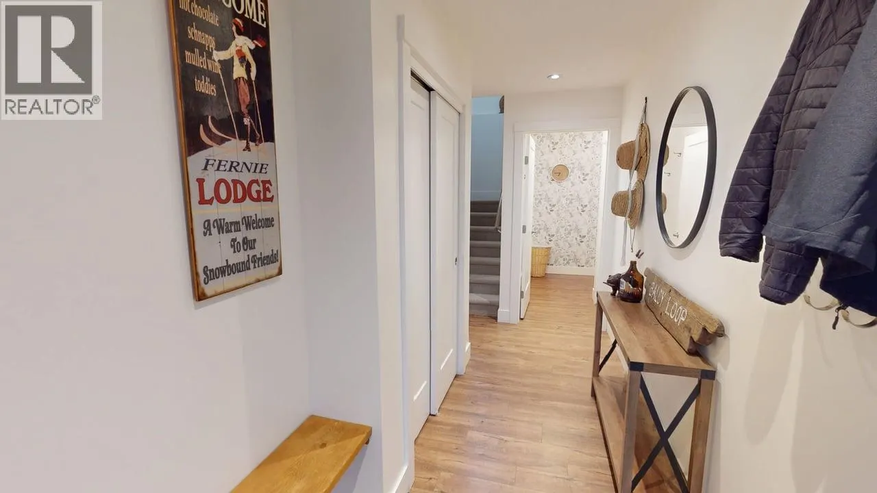 5 Alpine Trail Place