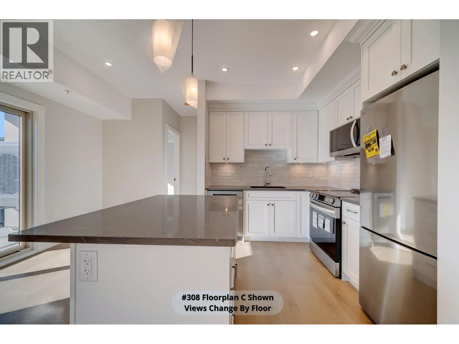 2171 Van Horne Drive Unit# 204