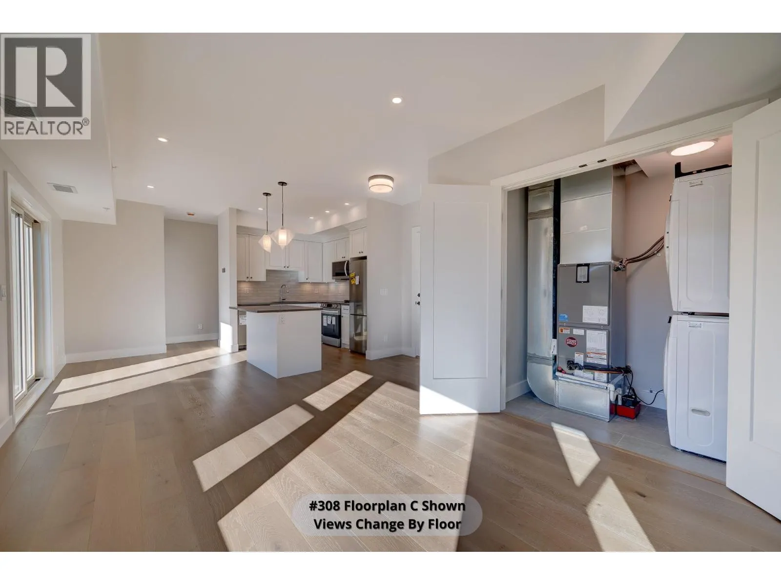 2171 Van Horne Drive Unit# 204