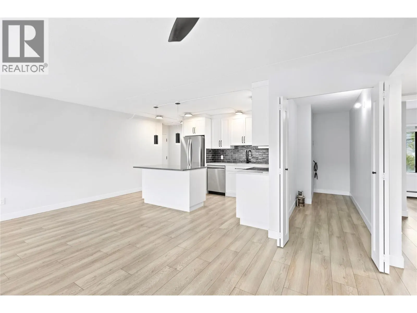 525 Nicola Street Unit# 403