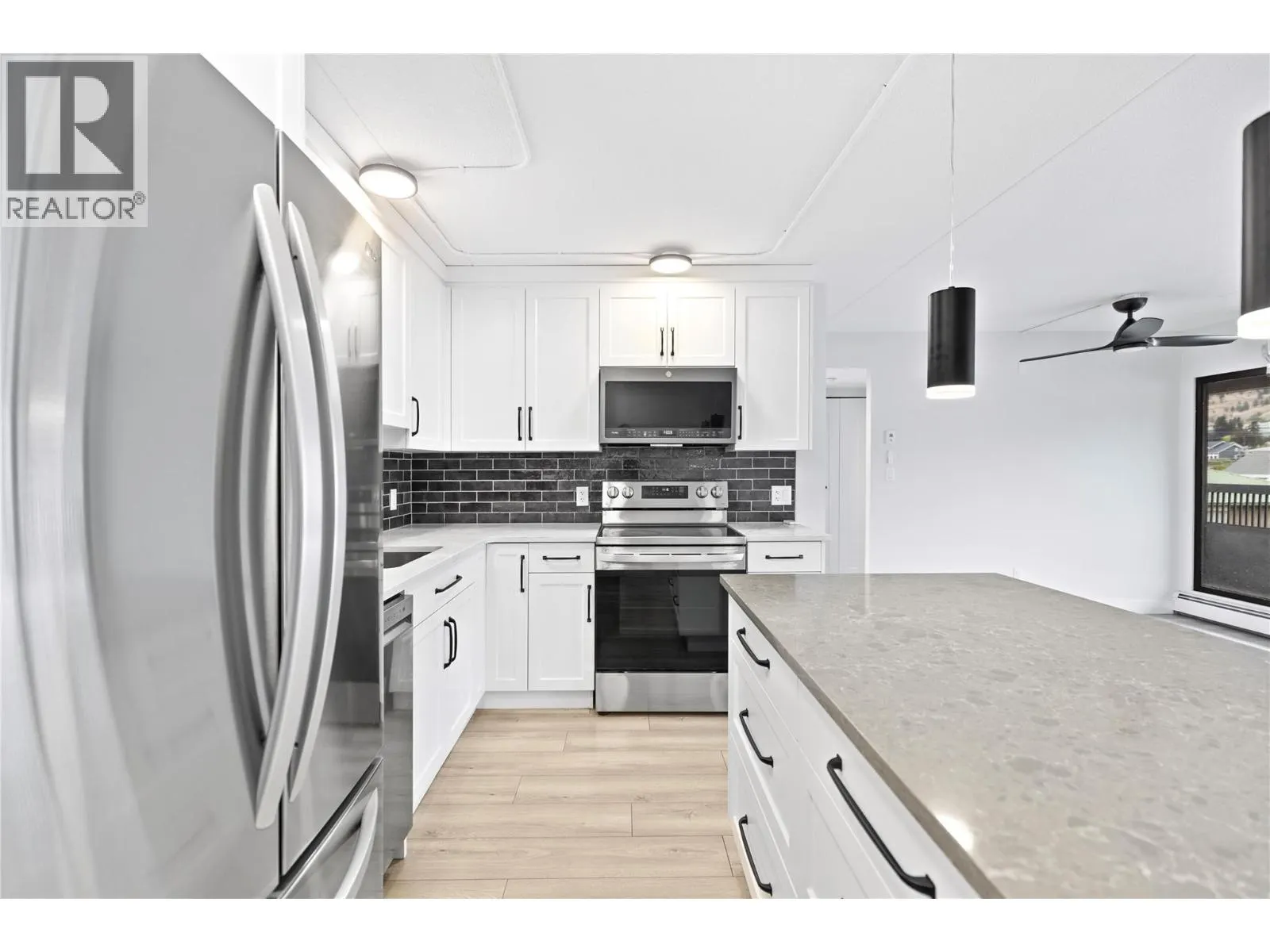 525 Nicola Street Unit# 403