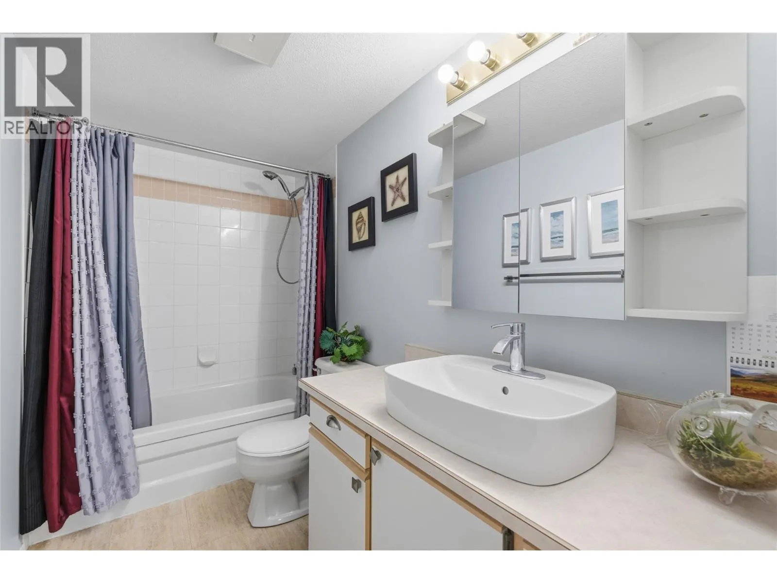 180 Hollywood Road N Unit# 207