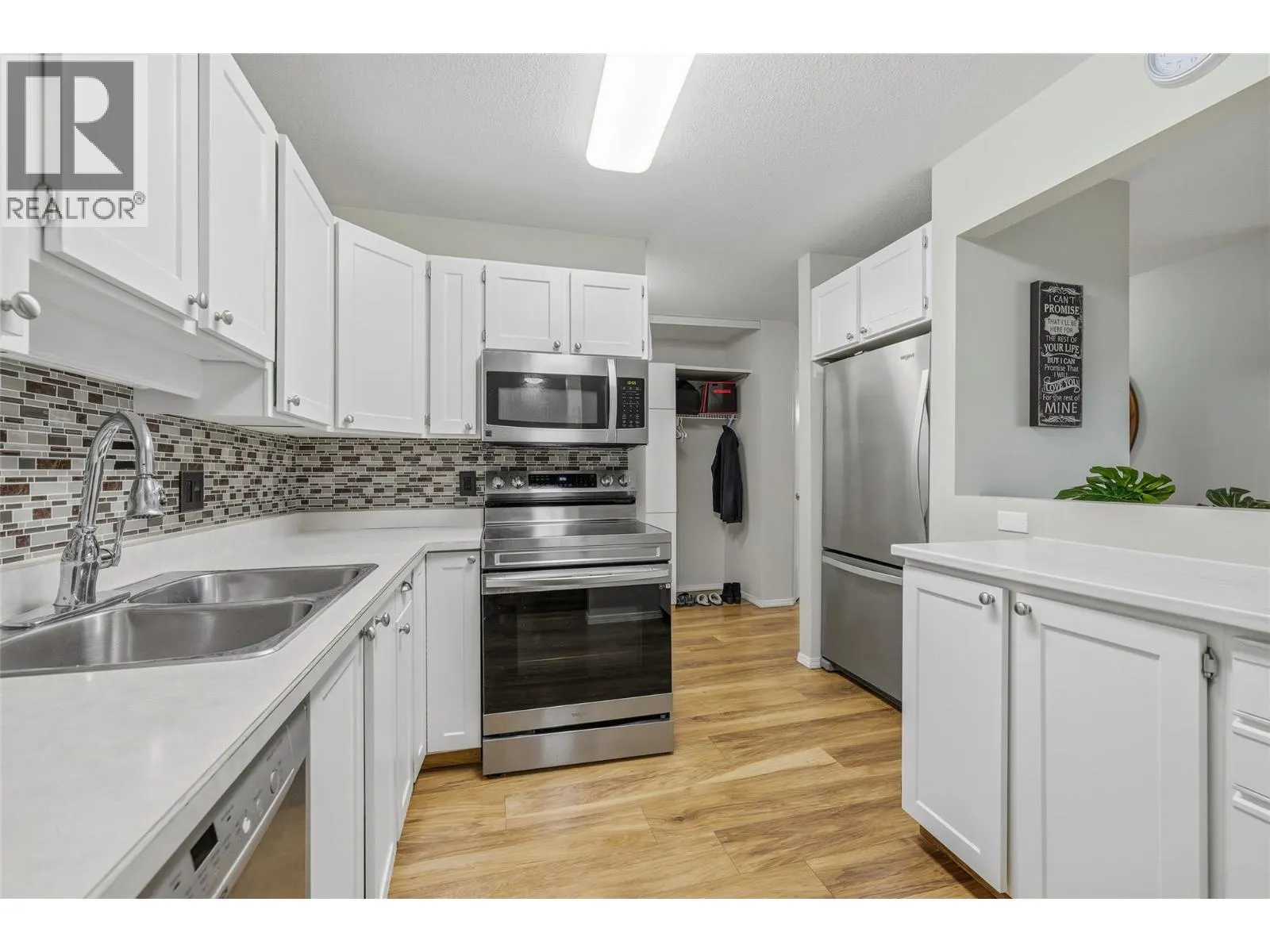 180 Hollywood Road N Unit# 207