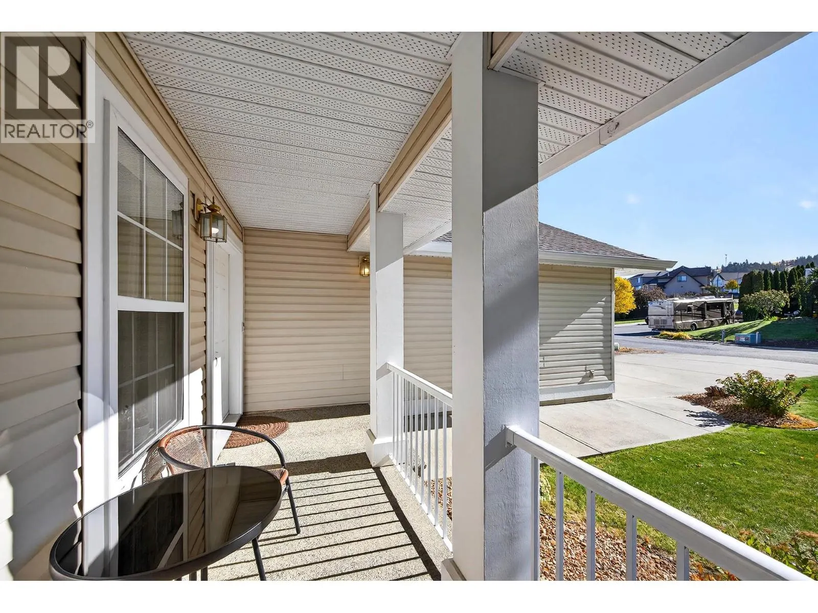 992 Canongate Crescent