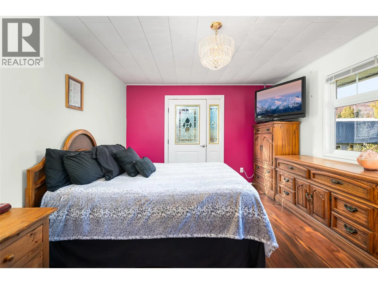 5145 ELSIE HOLMES Road