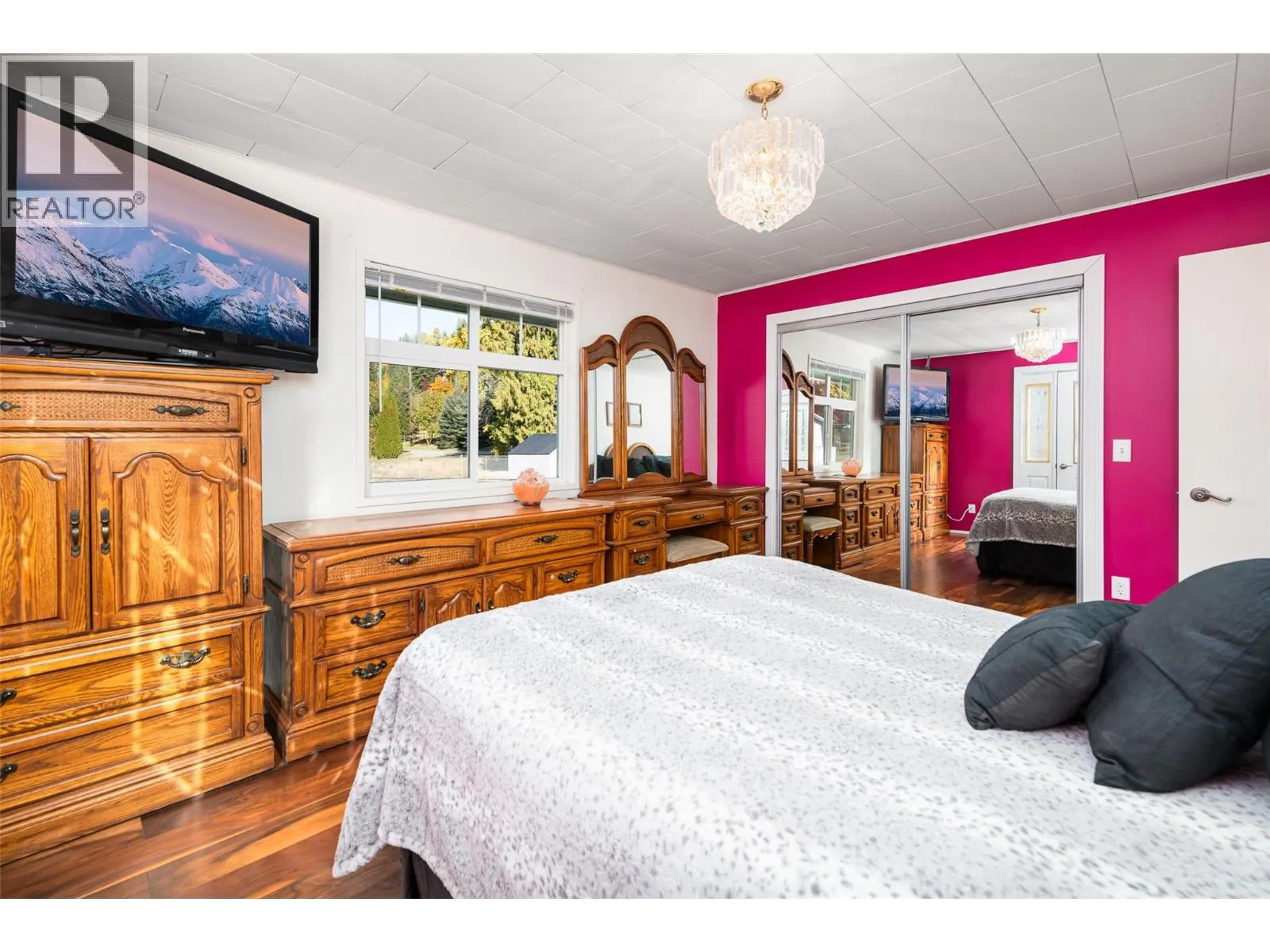 5145 ELSIE HOLMES Road