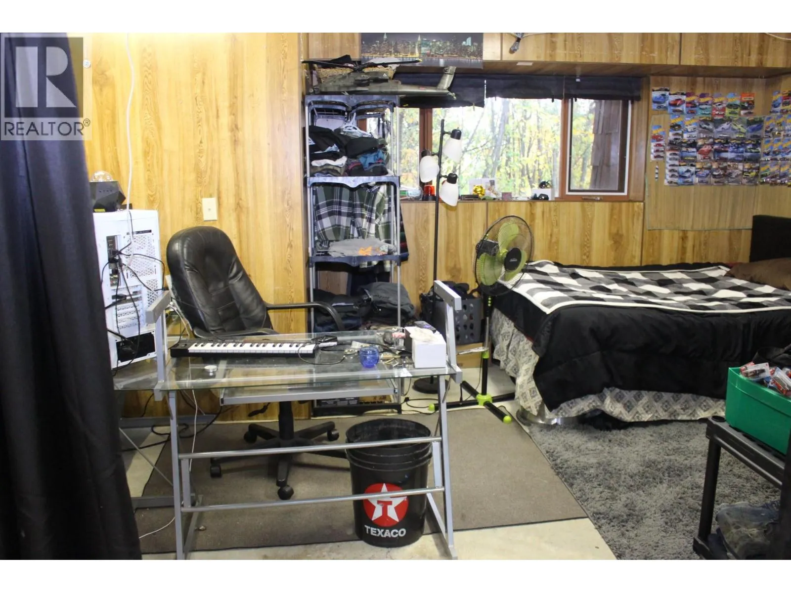 1230 Fox Road