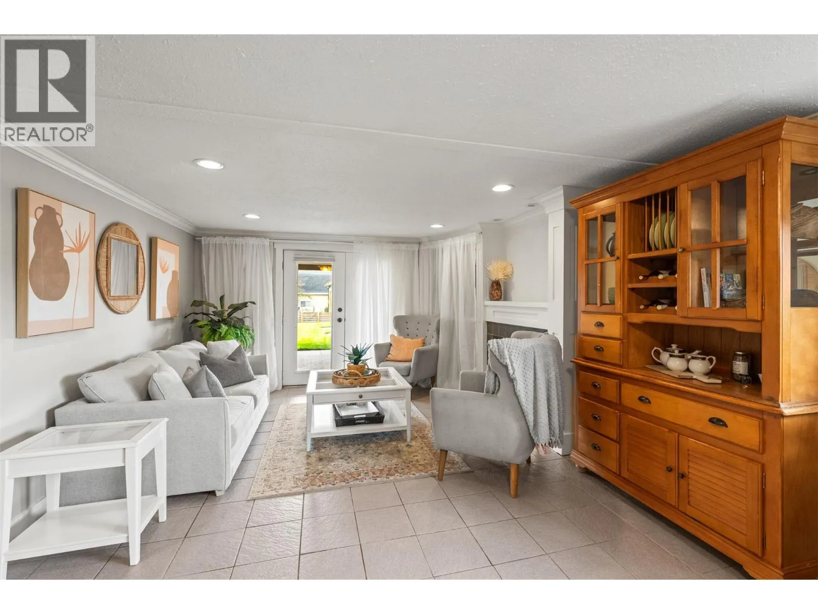 3588 Spiers Road