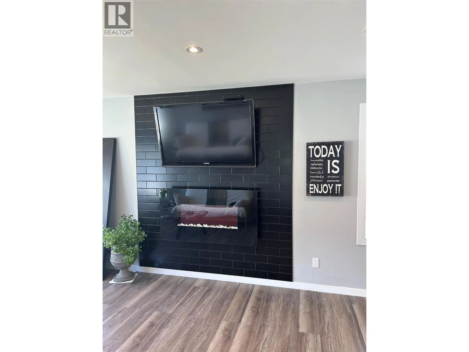 38 BAYVIEW Crescent