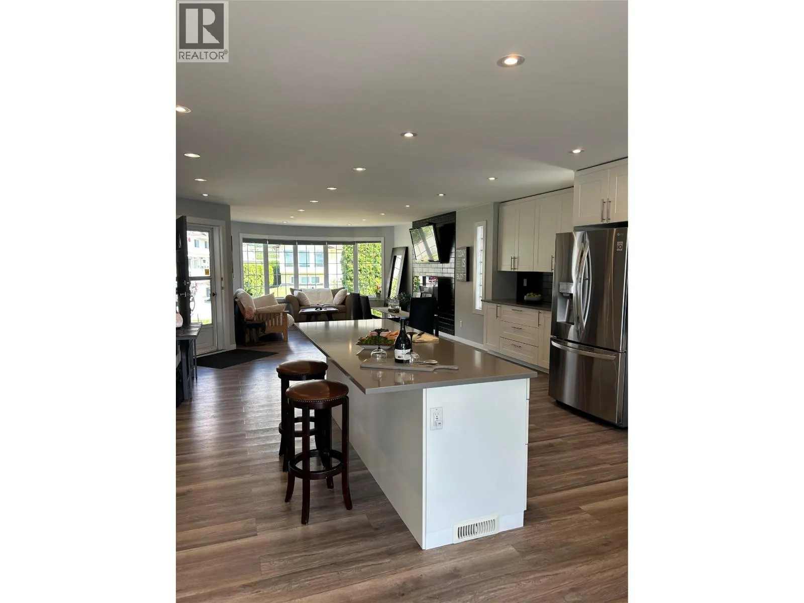 38 BAYVIEW Crescent