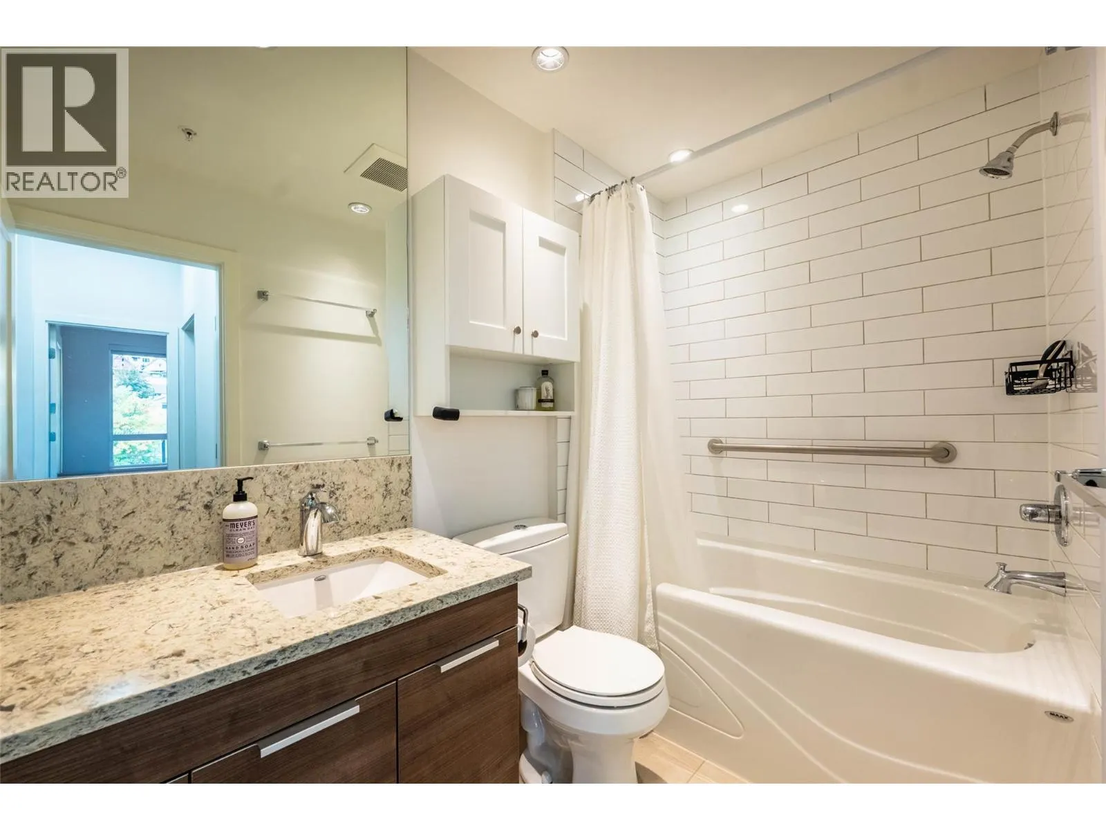 710 Vernon Street Unit# 407