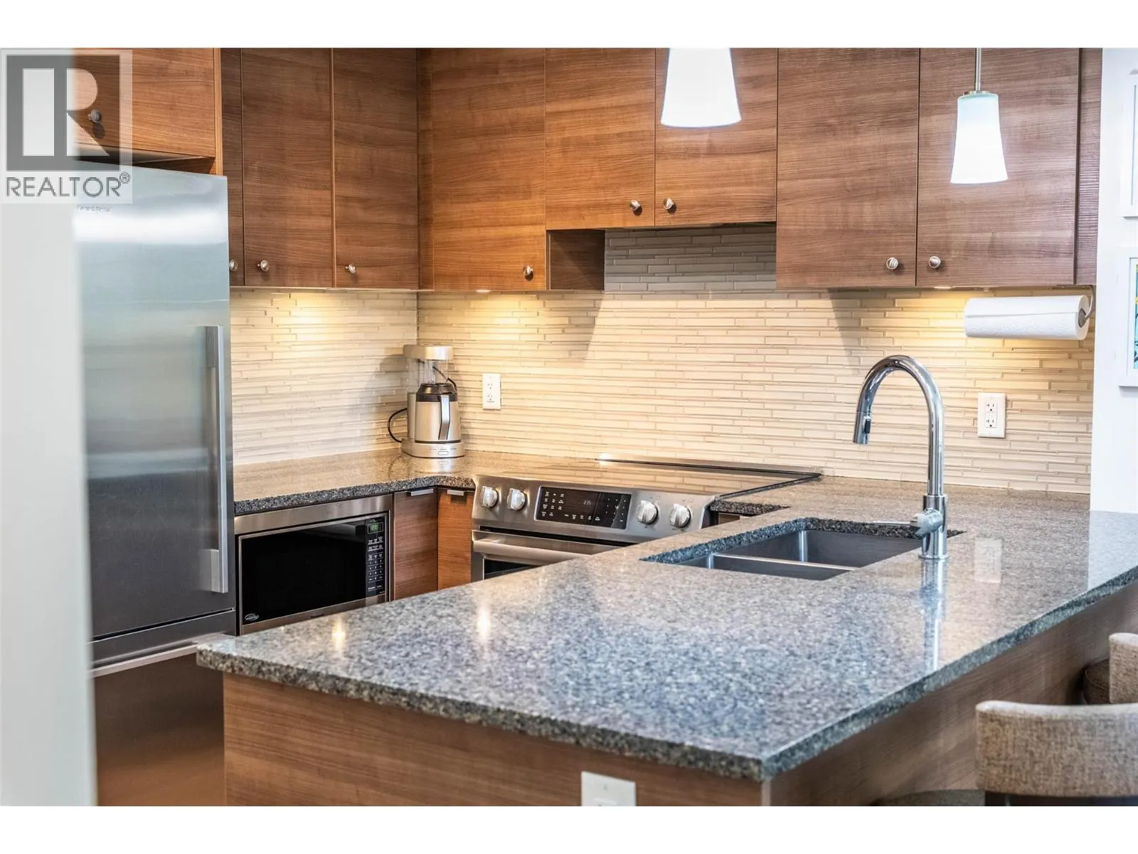 710 Vernon Street Unit# 407