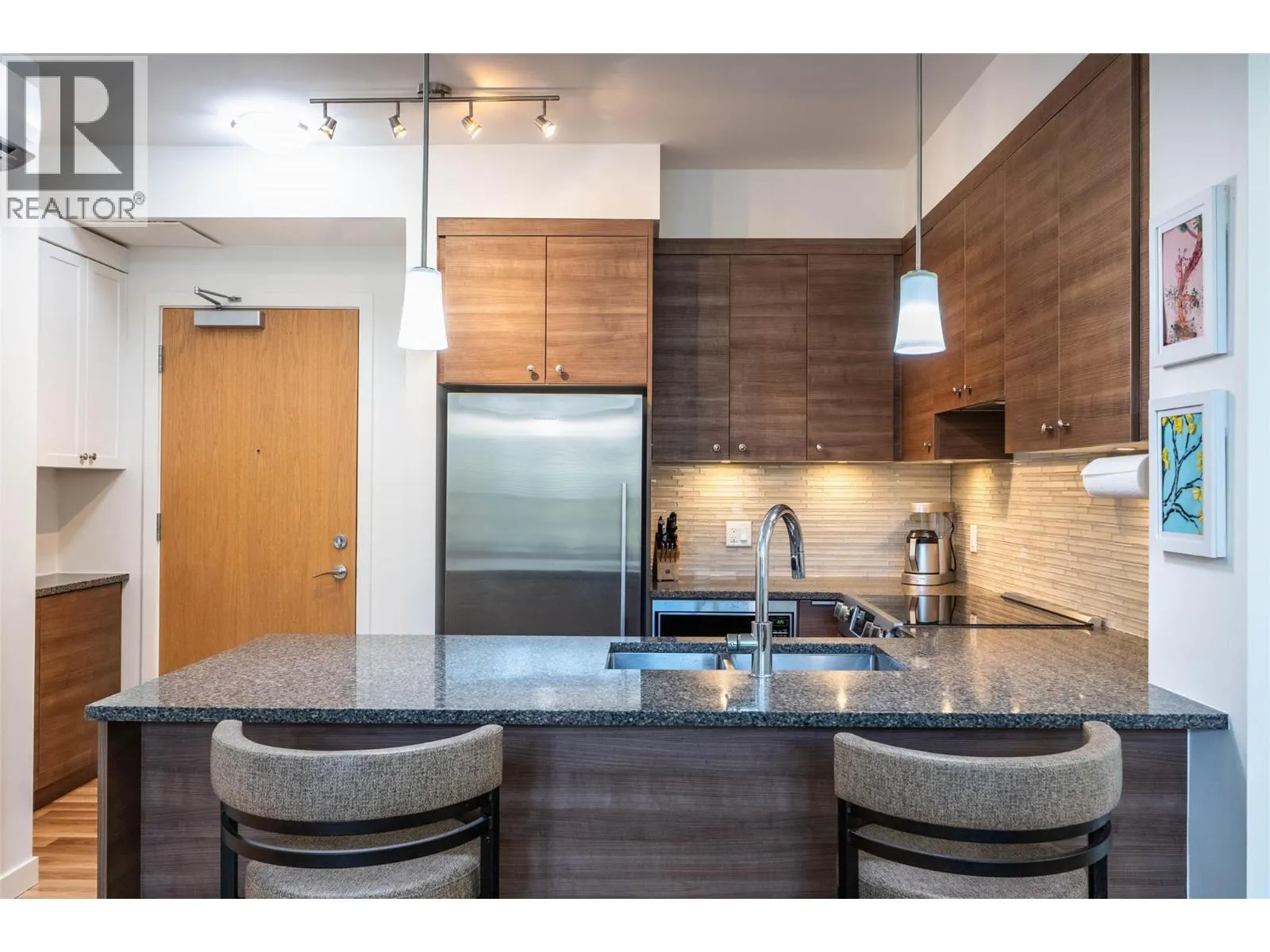 710 Vernon Street Unit# 407