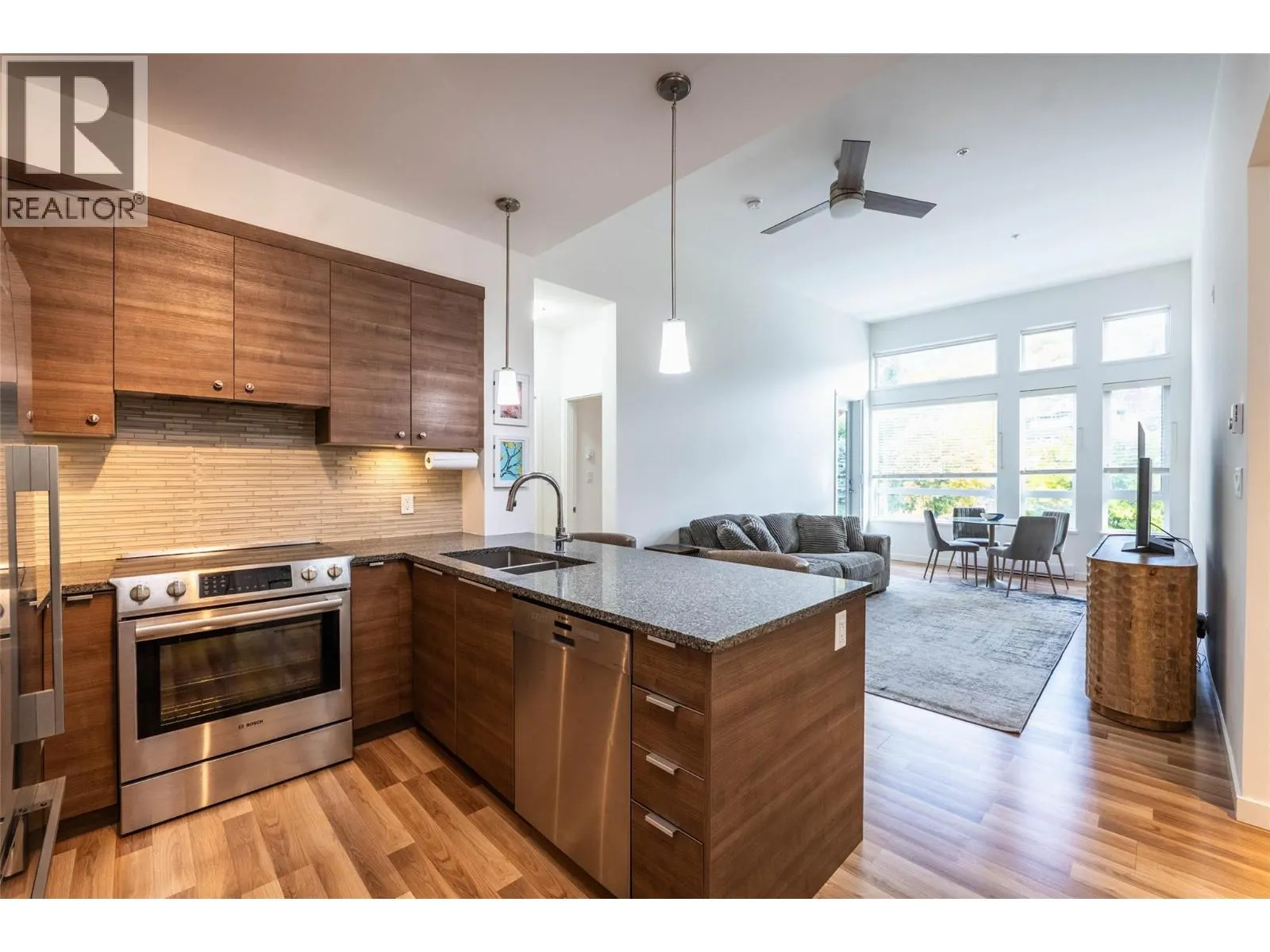 710 Vernon Street Unit# 407