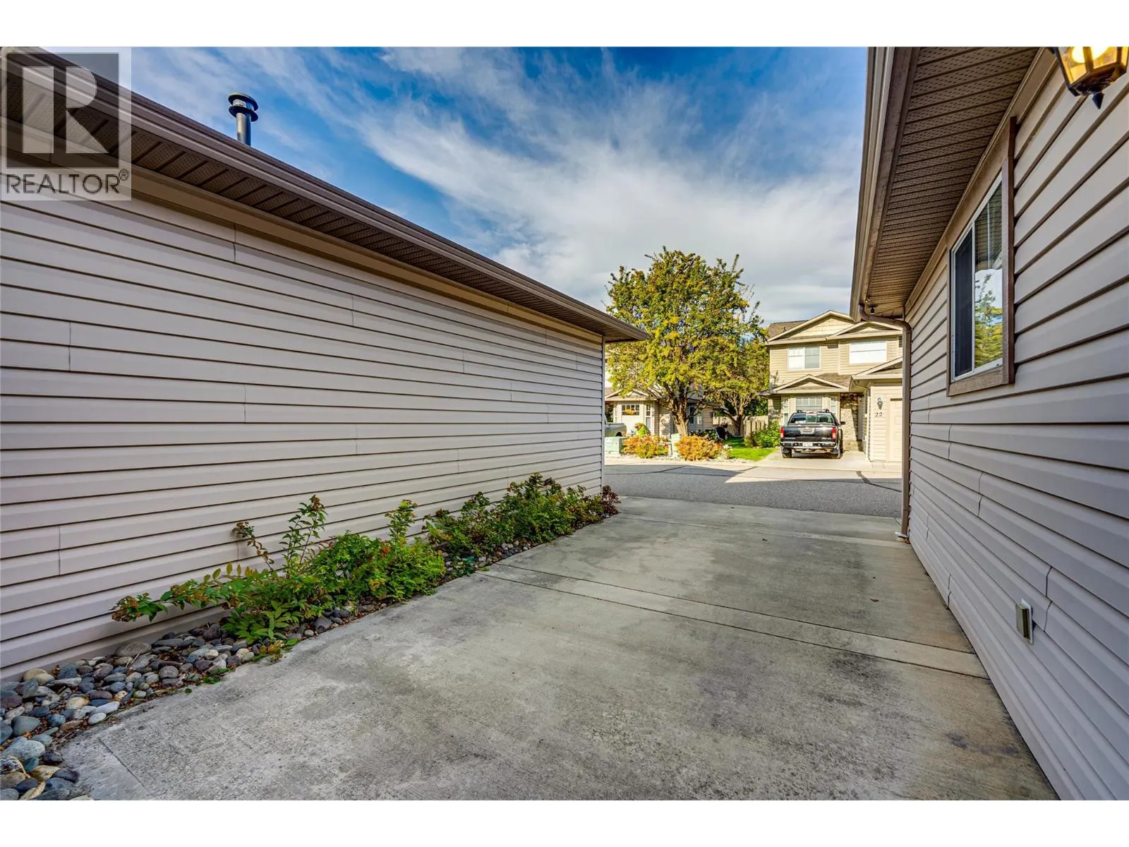 5886 Okanagan Landing Road Unit# 29