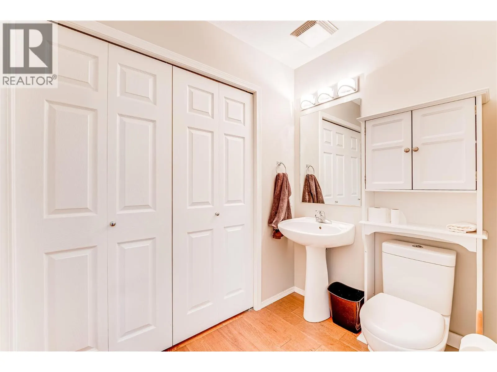 5886 Okanagan Landing Road Unit# 29