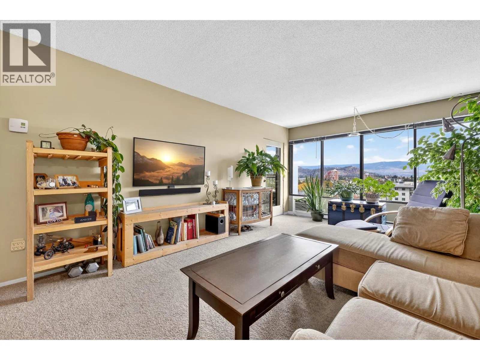 737 Leon Avenue Unit# 1006