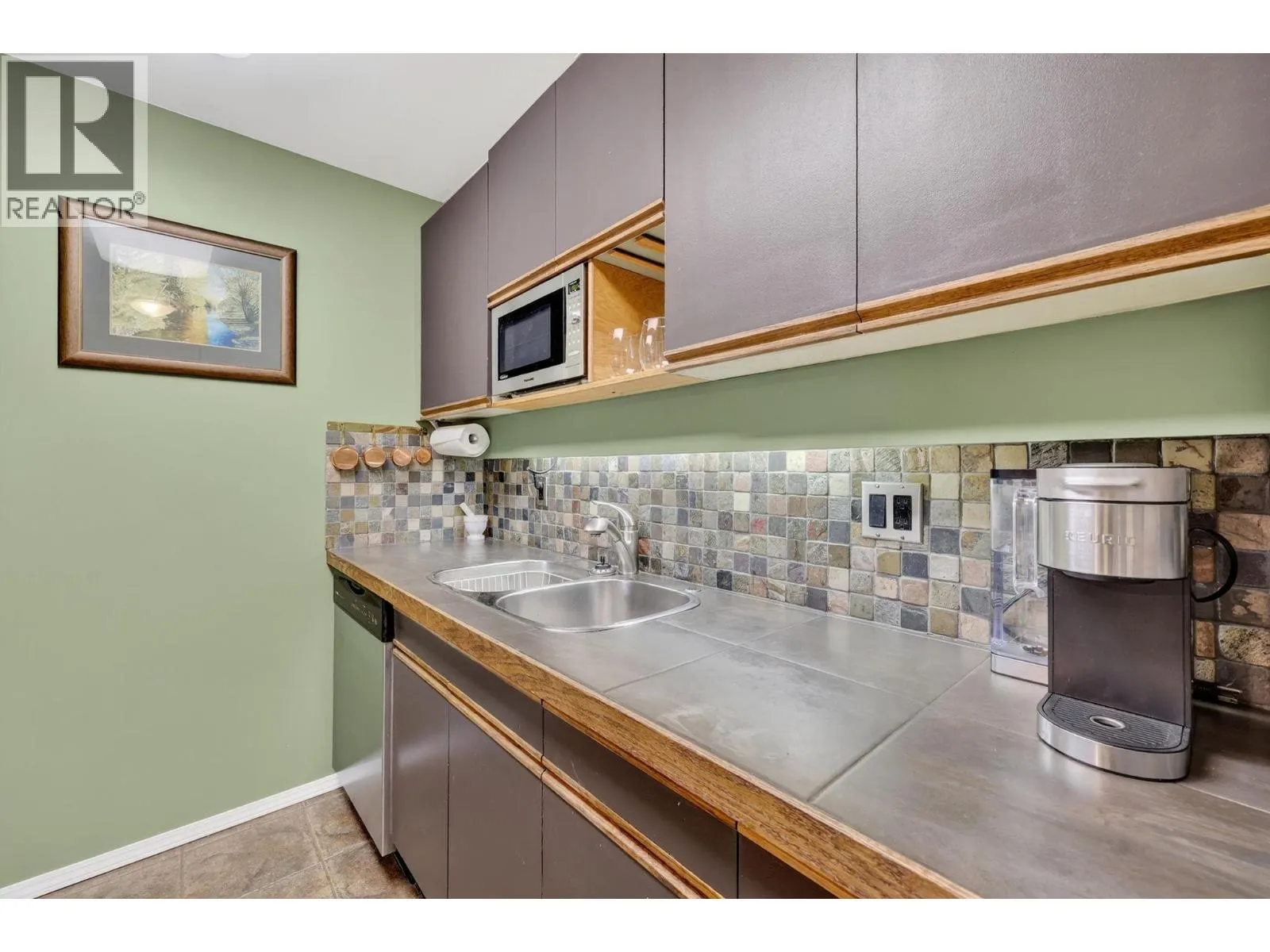 737 Leon Avenue Unit# 1006